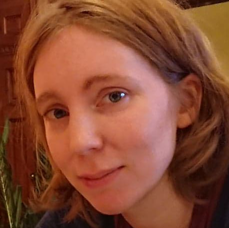 Porträtt av Johanna Hegethorn Lindh, professionell DNA-detektiv och expert på DNA-släktforskning